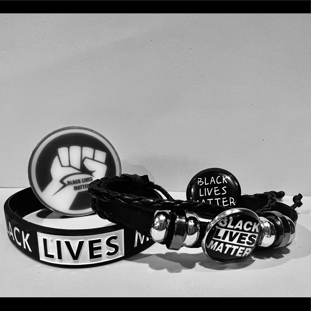 BLACK PACK GIFT SET